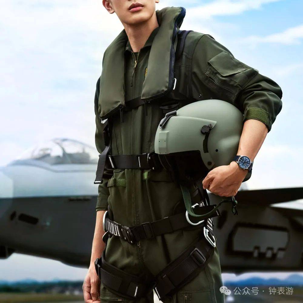A歼20等齐亮相2024珠海航展K8凯发燃！飞亚达航空表和歼35(图8)