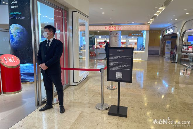 个白超霸“平替”颜值高情怀足还有隐藏小“心机”K8凯发全网首发入手！2K让我拥有了新爆款这(图10)